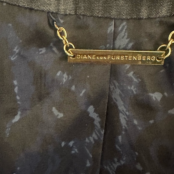 Diane Von Furstenberg DVF denim short trench coat wrap S NWOT - Picture 6 of 8